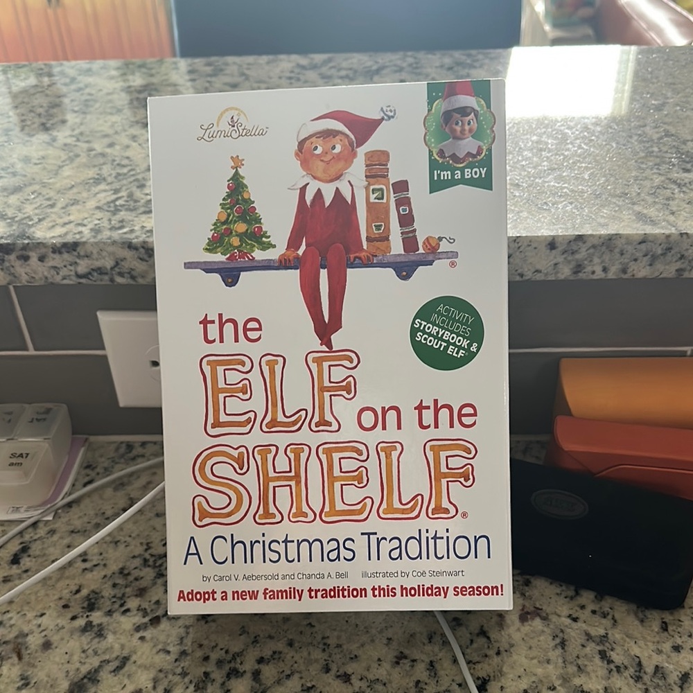 The Elf on the Shelf: A Christmas Tradition Book